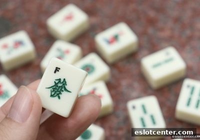 点燃牌桌活力：电子游艺场所炸金花中快速进攻的制胜逻辑