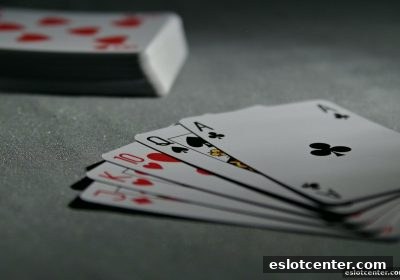 电子游艺场所中的掼蛋玩法与团队合作策略精要