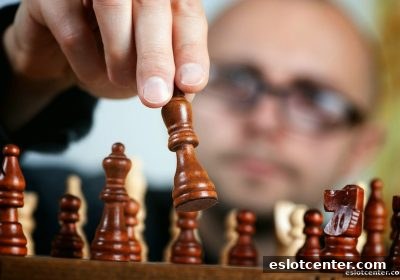 电子游艺场所中围棋棋路的智慧博弈与实战解析